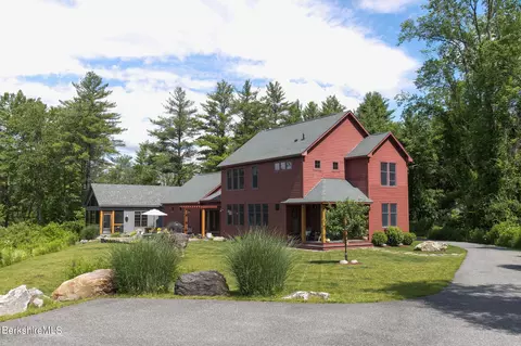 22 Warner Rd, Egremont, MA 01230