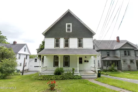 30 Pine St, Great Barrington, MA 01230