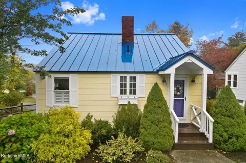 8 Crawford Way, Otis, MA 01253