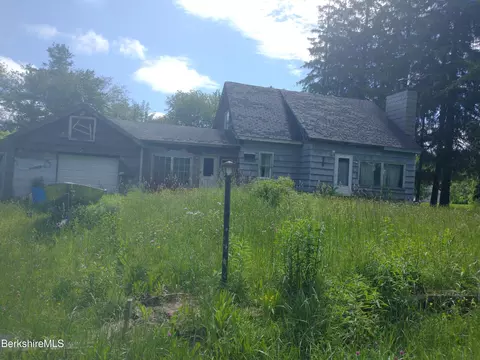 5 Olson Rd, Florida, MA 01247