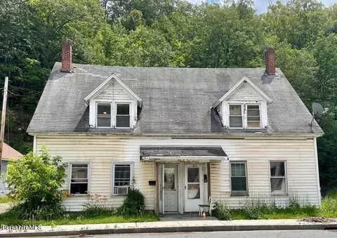 272-274 Beaver St, North Adams, MA 01247