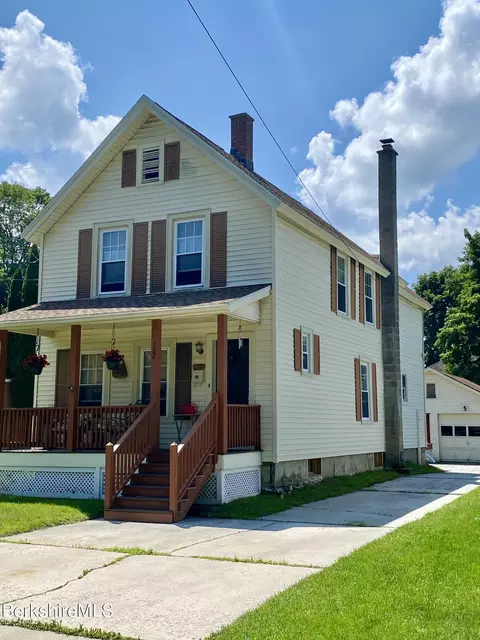 122 Pine St, Dalton, MA 01226