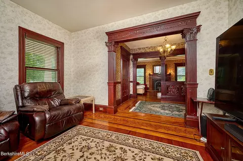 42 Marengo Park, Springfield, MA 01108 photo 14
