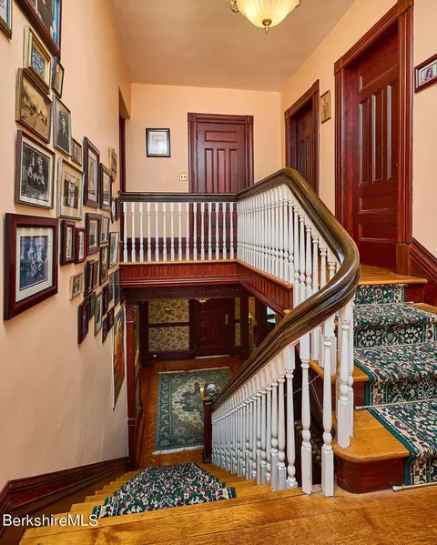 42 Marengo Park, Springfield, MA 01108 photo 21