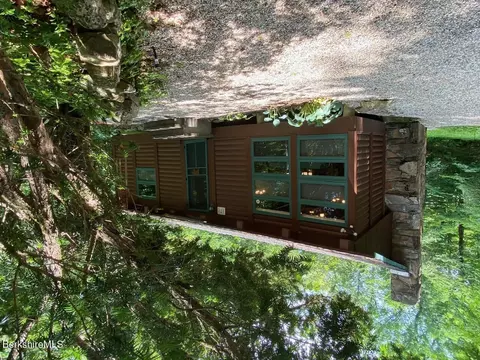 174 King Richard Dr, Becket, MA 01223