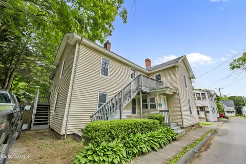 27-29 Pleasant St, Pittsfield, MA 01201
