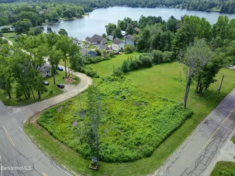 0 Bonnie Dr, Hinsdale, MA 01235