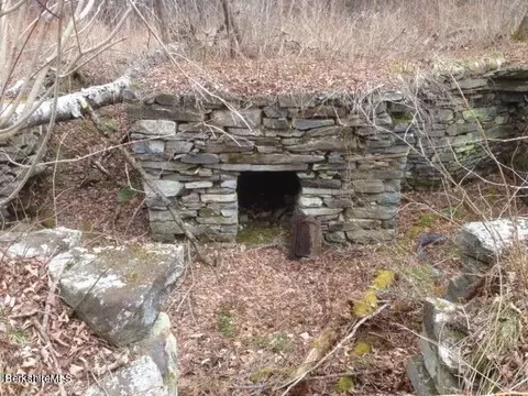 Matteau Rd, Peru, MA 01235 photo 14