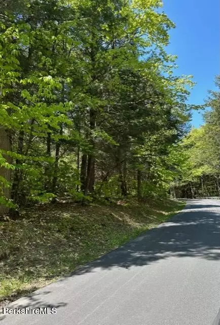 Pierce Rd, Windsor, MA 01270