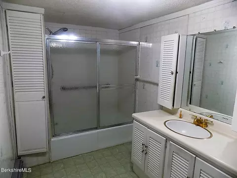 250 High St, Lee, MA 01238 photo 26