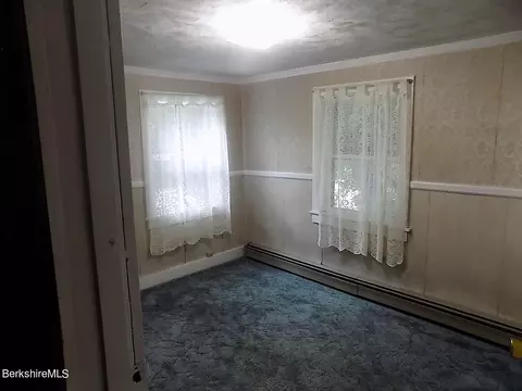 250 High St, Lee, MA 01238 photo 29
