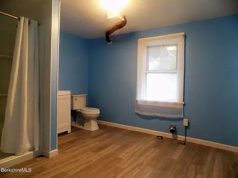 250 High St, Lee, MA 01238 photo 15