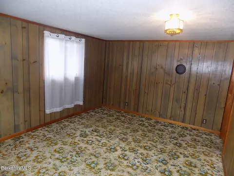 250 High St, Lee, MA 01238 photo 21