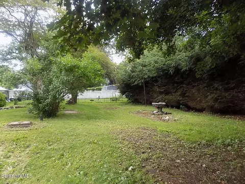 250 High St, Lee, MA 01238 photo 37