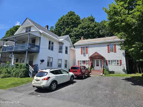 31-37 Arnold Pl, North Adams, MA 01247