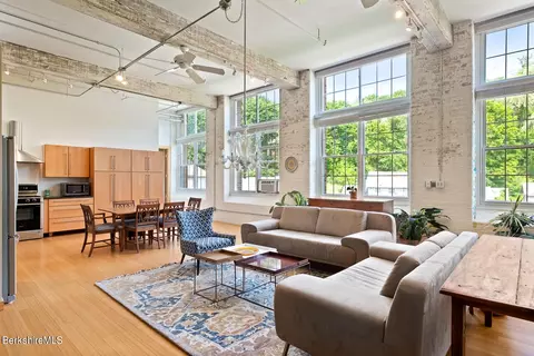 243 Union St #306, North Adams, MA 01247