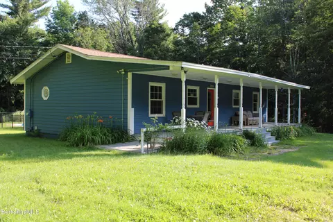 679 Lovers Lane Rd, Washington, MA 01223