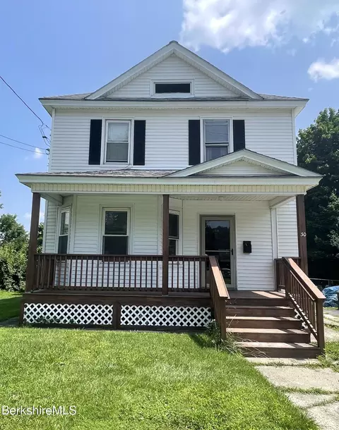 30 Onota St, Pittsfield, MA 01201
