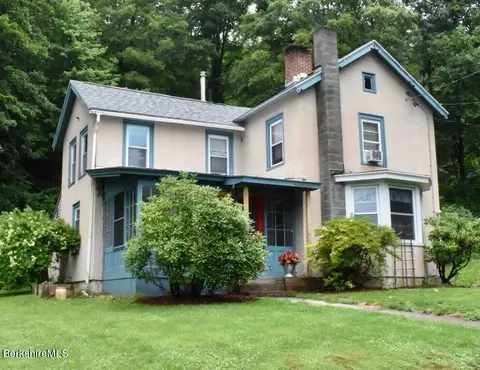 207 North St, Great Barrington, MA 01230
