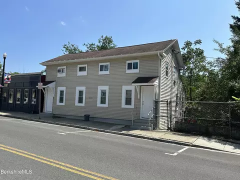 3046 Main St, Kinderhook, NY 12106 photo 17