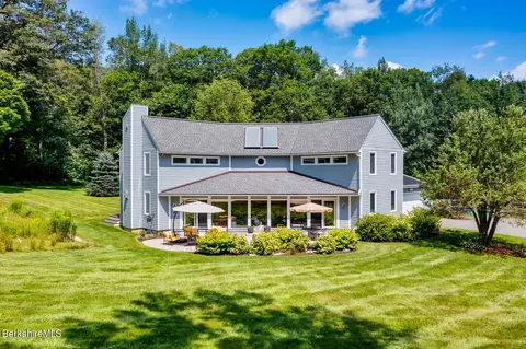 585 Rte 7 Rd, New Ashford, MA 01237