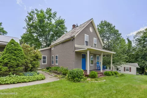 734 E Main St, North Adams, MA 01247