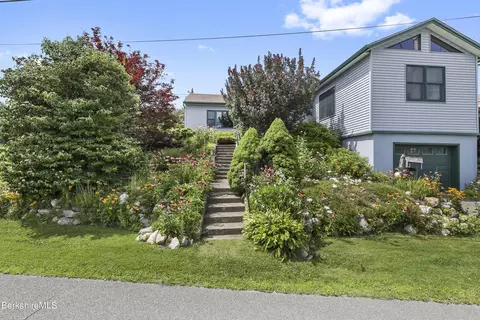 2 Notch Rd, Adams, MA 01220