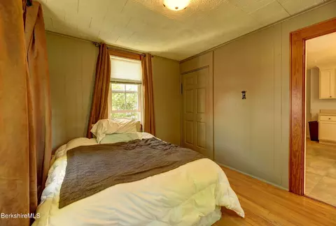 40 Circular Ave #2, Lee, MA 01238 photo 20