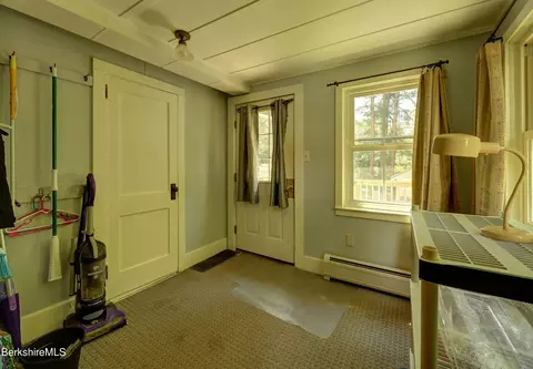 40 Circular Ave #2, Lee, MA 01238 photo 16