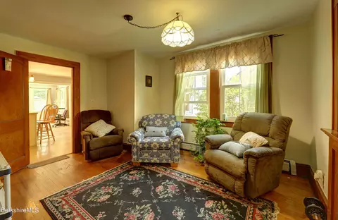 40 Circular Ave #2, Lee, MA 01238 photo 8