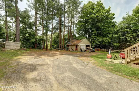 40 Circular Ave #2, Lee, MA 01238 photo 27