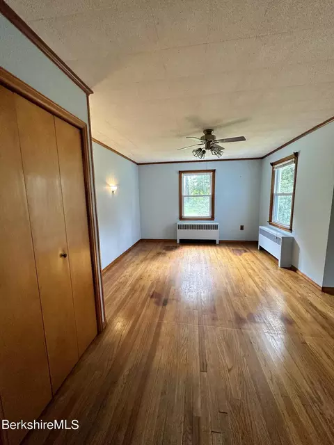 45 Root Ln, Sheffield, MA 01257 photo 5