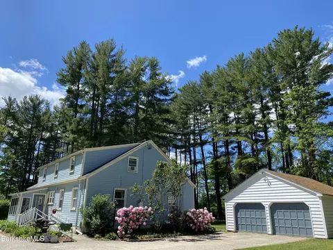 45 Root Ln, Sheffield, MA 01257 photo 2