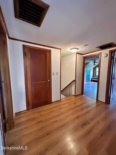45 Root Ln, Sheffield, MA 01257 photo 17