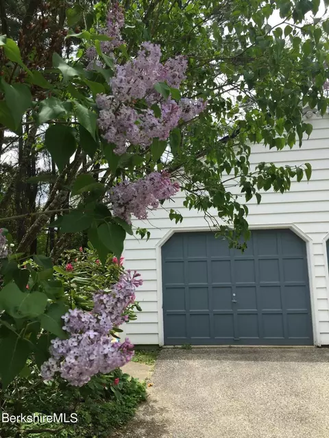 45 Root Ln, Sheffield, MA 01257 photo 32