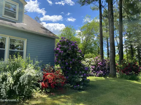 45 Root Ln, Sheffield, MA 01257 photo 33