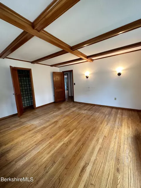 45 Root Ln, Sheffield, MA 01257 photo 13