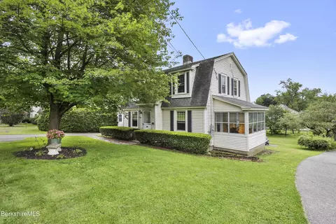 30 Williams St, Pittsfield, MA 01201