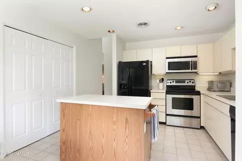 770 Summer St #16C, Lee, MA 01238 photo 10