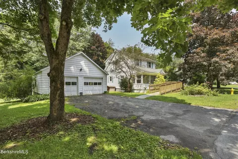 92 Noblehurst Ave, Pittsfield, MA 01201