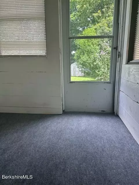 98 Benedict Rd, Pittsfield, MA 01201 photo 8