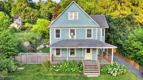 193 East St, Great Barrington, MA 01230