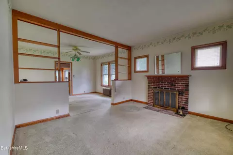 114 Benedict Rd, Pittsfield, MA 01201 photo 11