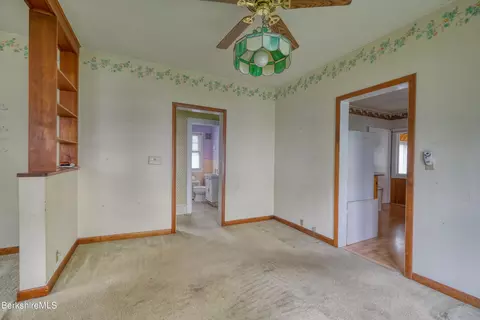 114 Benedict Rd, Pittsfield, MA 01201 photo 16