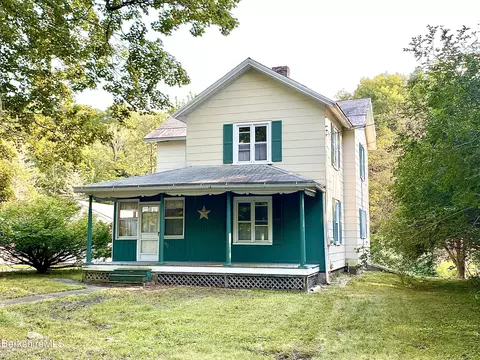 152 South St, Dalton, MA 01226
