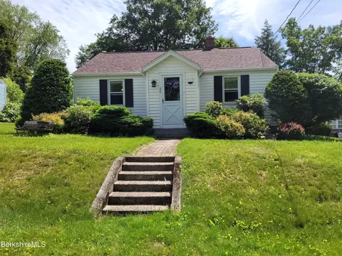 26 Virginia Ave, Pittsfield, MA 01201
