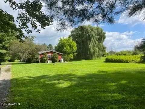 121 Jug End Rd, Great Barrington, MA 01230