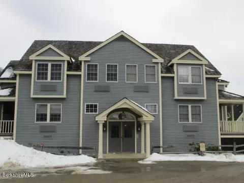 37 Corey Rd #824, Hancock, MA 01237