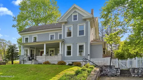 182 W Park St, Lee, MA 01238