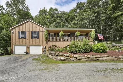 13 Causeway Rd, Peru, MA 01235 photo 1